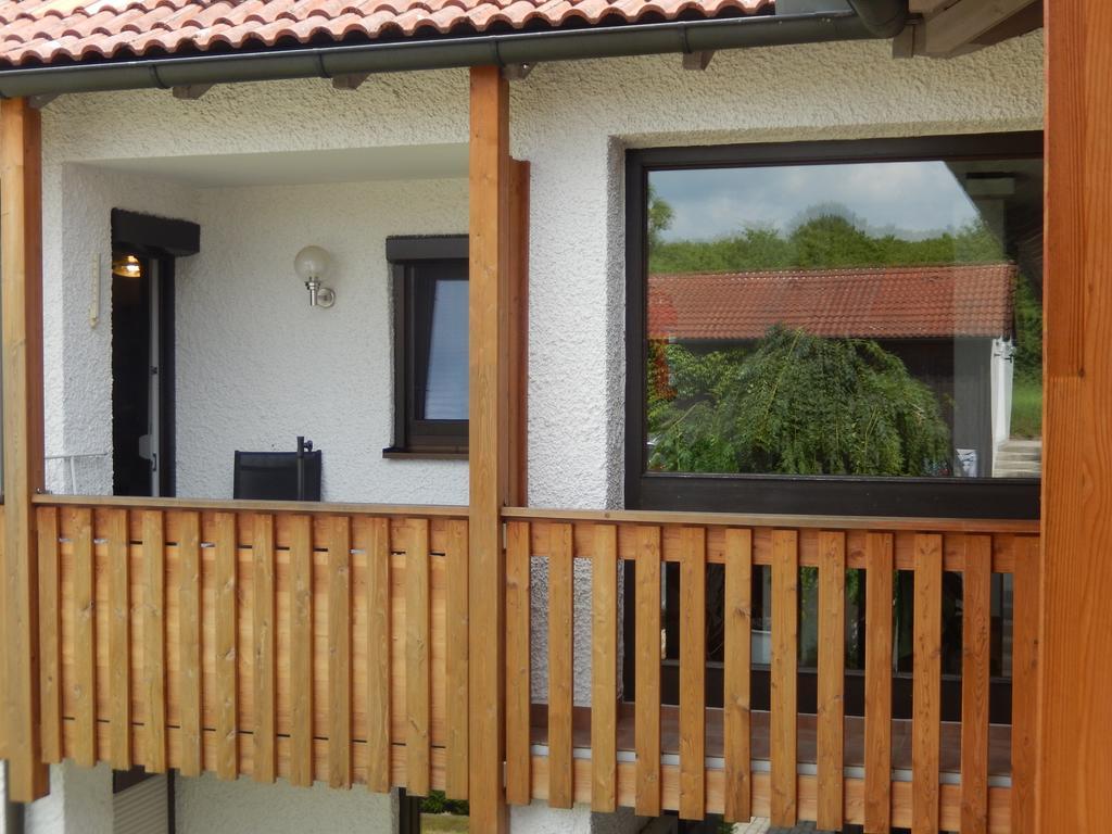 Ferienwohnung Majo Bad Birnbach Kamer foto